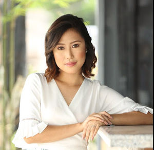 Meet your Posher, Mira anne